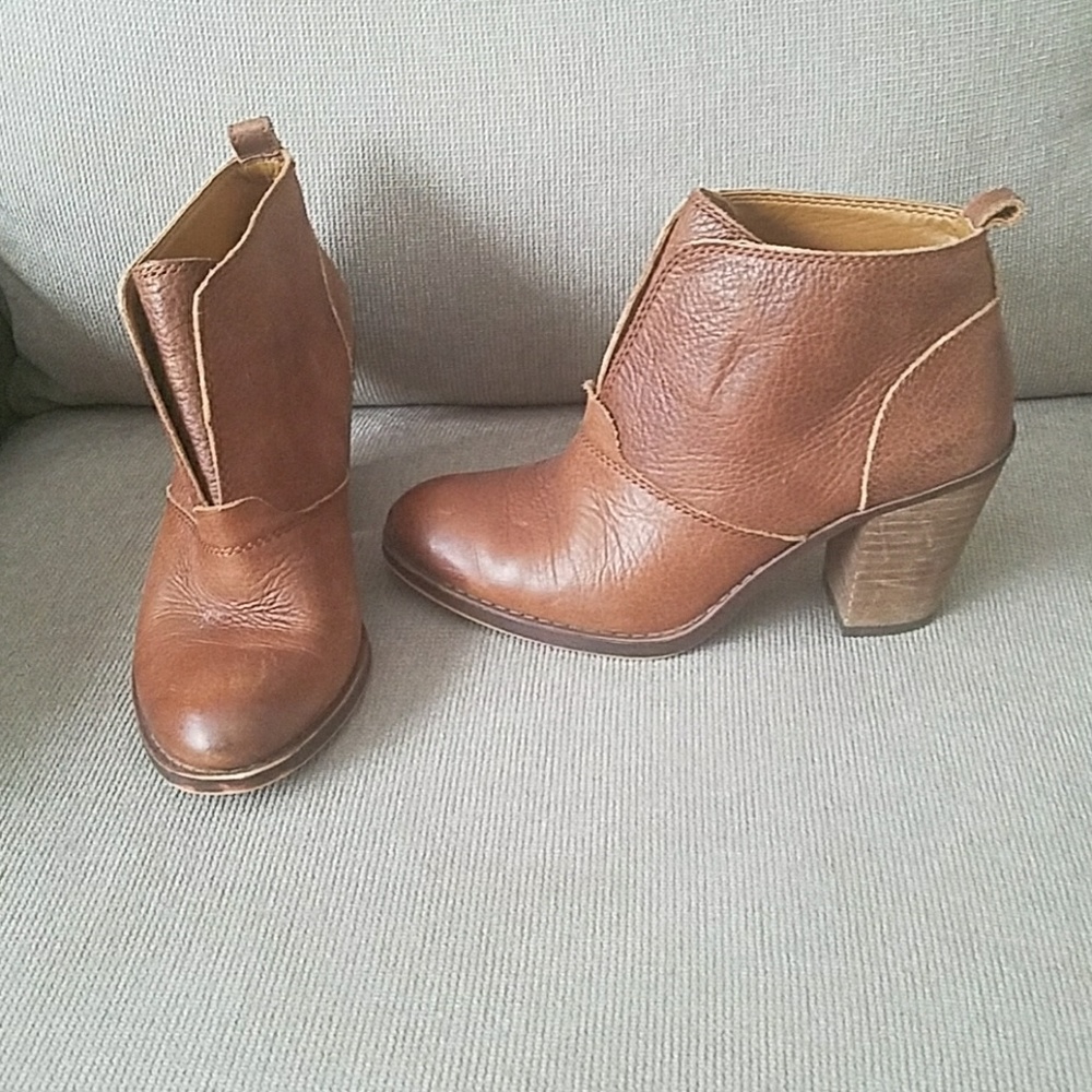 Lucky Brand booties